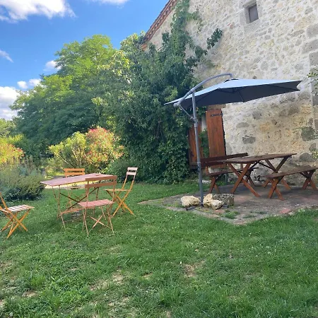 Chez Sophie -chambres D’hôtes, Et équestre Couette-café Clermont-Dessous