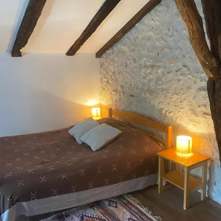 Couette-café Chez Sophie -chambres D’hôtes, Et équestre