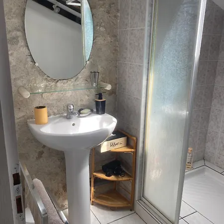 Chez Sophie -chambres D’hôtes, Et équestre Couette-café Clermont-Dessous